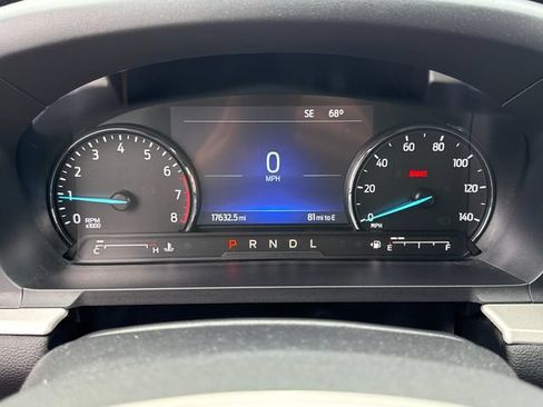 Used 2023 Ford Explorer XLT AWD/4WD image 28