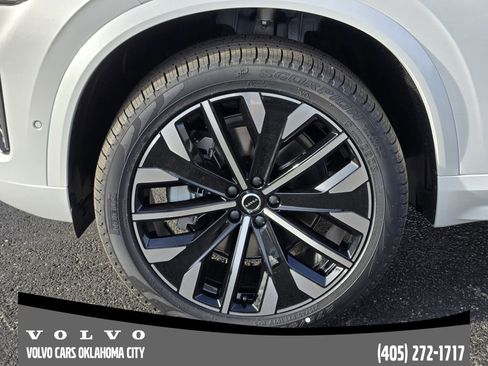 Used 2026 Volvo XC90 B6 Ultra w/ Protection Package Premier AWD/4WD image 13