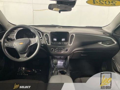 Used 2024 Chevrolet Malibu LT image 19