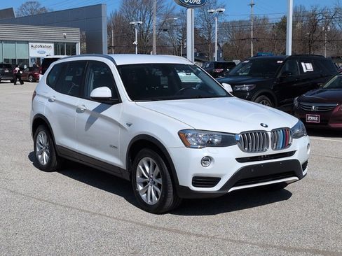 Used 2017 BMW X3 xDrive28i AWD/4WD image 3