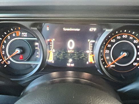 New 2025 Jeep Gladiator Sport image 29