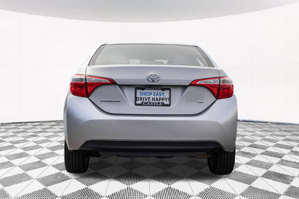 Used 2015 Toyota Corolla LE FWD image 9