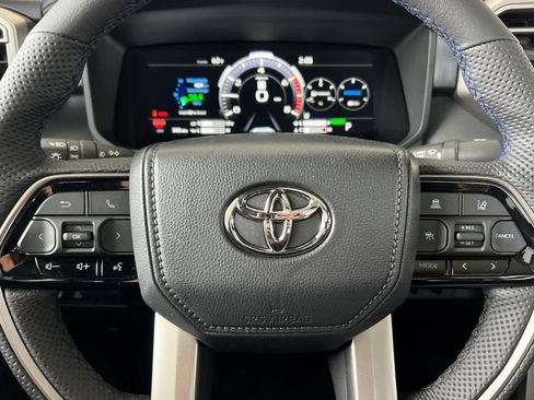 Used 2026 Toyota Tundra Platinum image 25