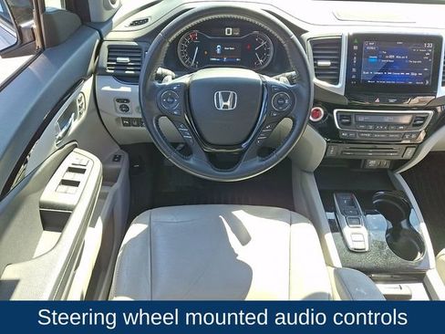 Used 2016 Honda Pilot Touring image 3