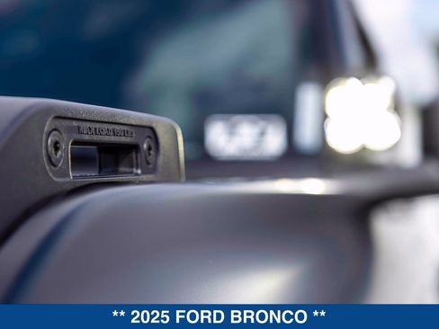 New 2025 Ford Bronco Badlands AWD/4WD image 20