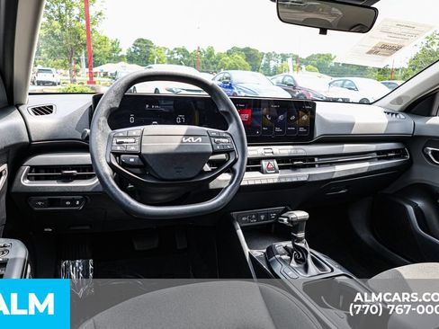 Used 2025 Kia K4 FWD image 27