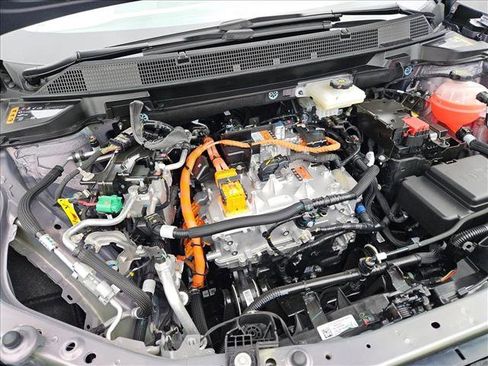 New 2026 Chevrolet Equinox EV LT image 17