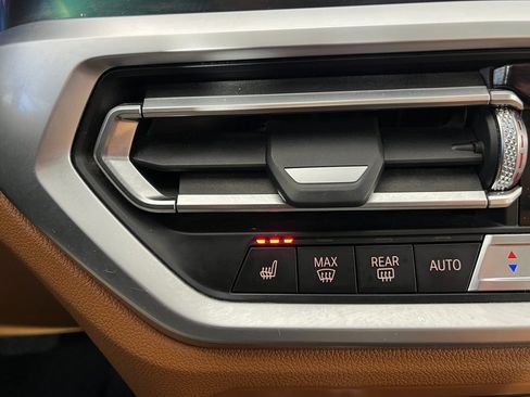 Used 2019 BMW 330i xDrive 330i xDrive w/ Convenience Package image 11