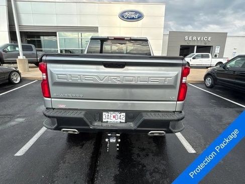 Used 2025 Chevrolet Silverado 1500 LT Trail Boss w/ Convenience Package II AWD/4WD image 7