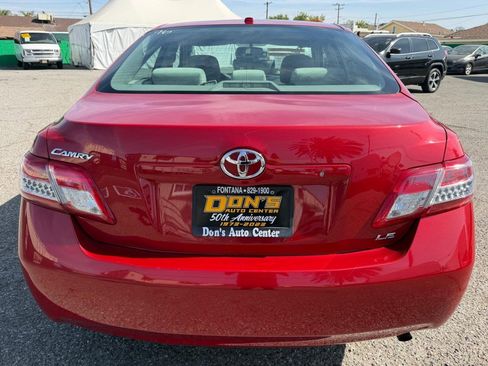 Used 2011 Toyota Camry LE image 7