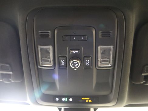 Used 2021 Chevrolet Tahoe RST w/ Luxury Package image 25