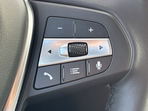 Certified 2024 BMW 330i Sedan image 20