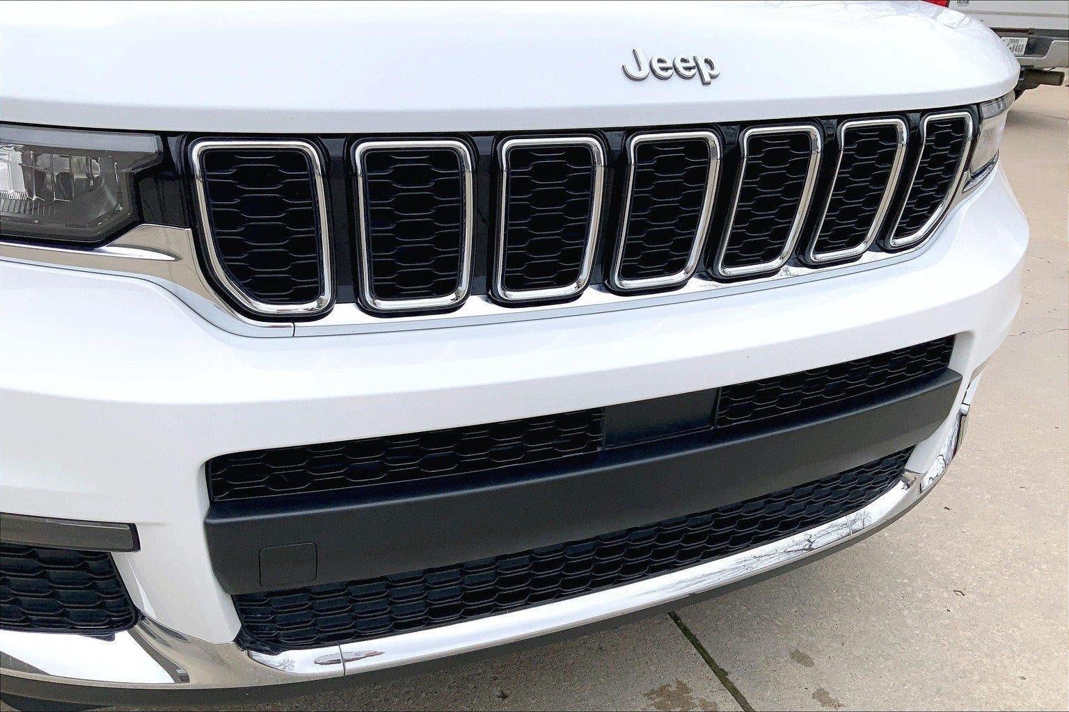 Used 2021 Jeep Grand Cherokee L Limited AWD/4WD image 31