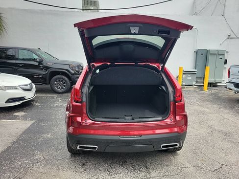 Used 2024 Cadillac XT4 Premium Luxury FWD image 12