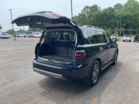 Used 2024 Nissan Armada SL w/ Captain's Chairs Package RWD image 33