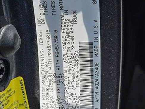 Used 2015 Toyota Tacoma PreRunner w/ Convenience Package RWD image 21