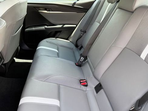 Used 2026 Toyota Camry SE FWD image 25