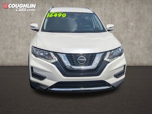 Certified 2020 Nissan Rogue SV AWD/4WD image 2