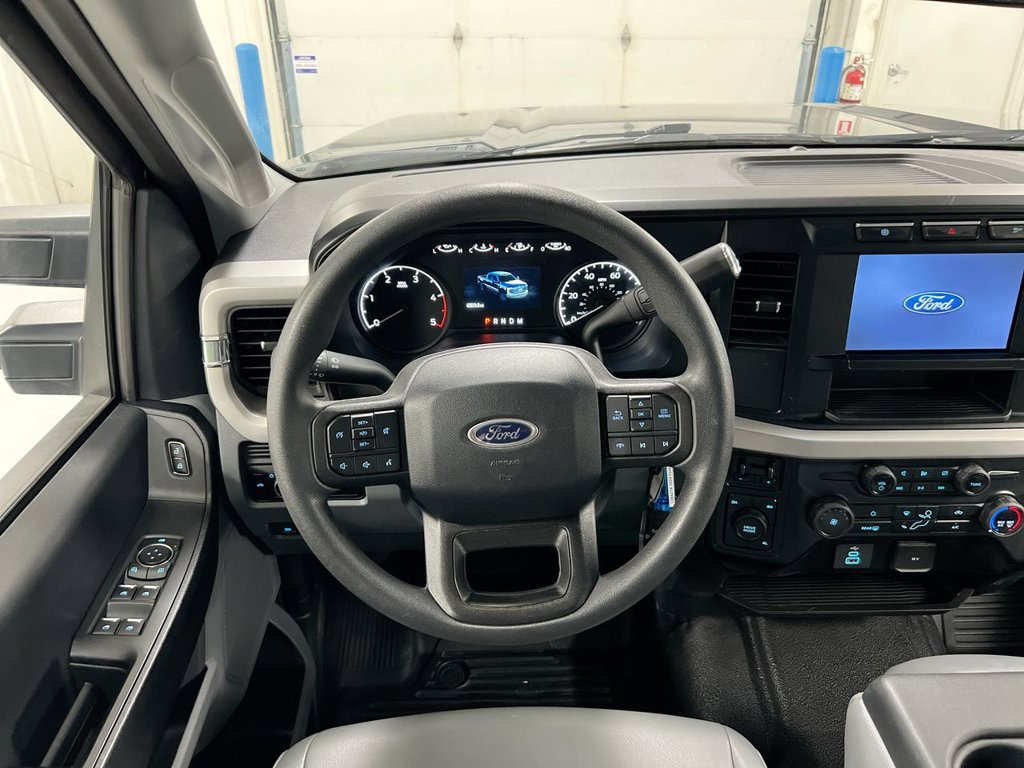 Used 2024 Ford F350 XL AWD/4WD image 6