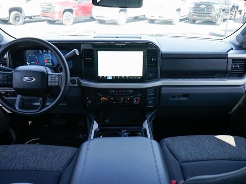 Used 2025 Ford F250 XLT w/ Black Appearance Package AWD/4WD image 25