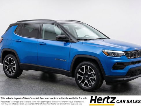 Used 2025 Jeep Compass Trailhawk AWD/4WD image 1