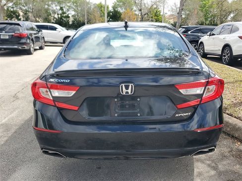 Used 2022 Honda Accord Sport image 7