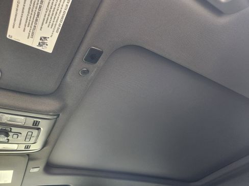 Used 2021 Chevrolet Tahoe High Country image 27