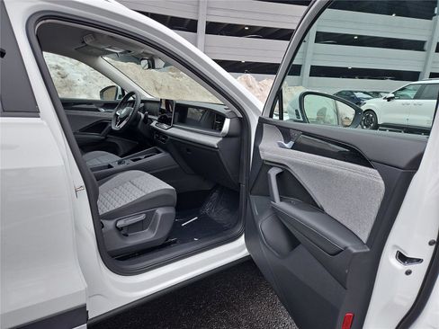 New 2026 Volkswagen Tiguan S image 24