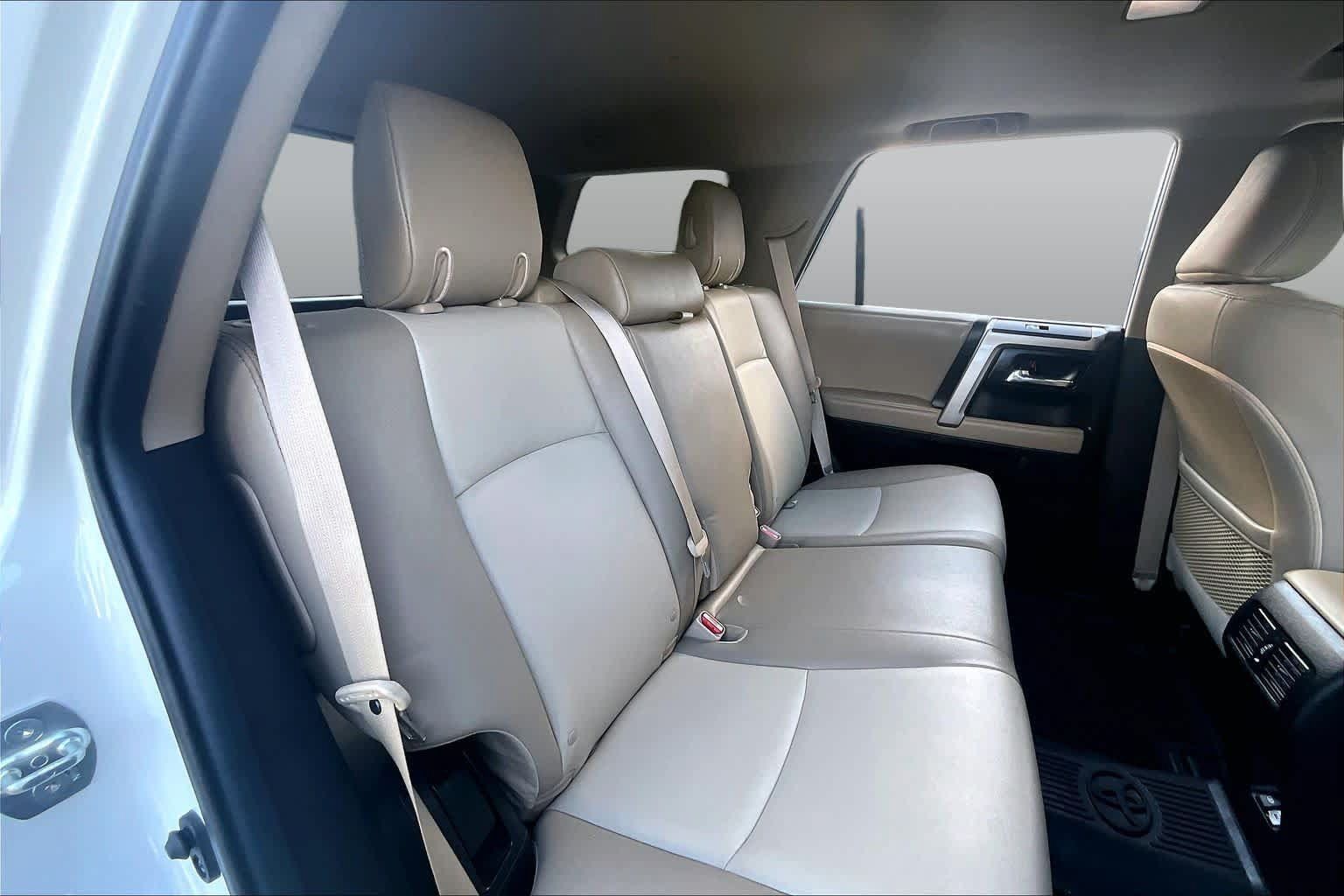 Used 2023 Toyota 4Runner SR5 Premium w/ Moonroof Package RWD image 20