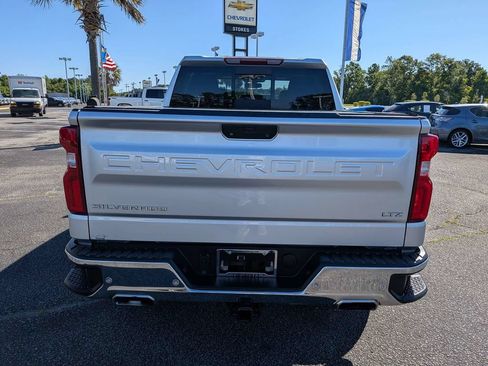 Used 2022 Chevrolet Silverado 1500 LTZ AWD/4WD image 7