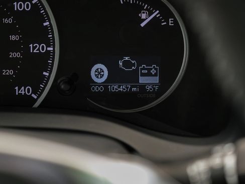 Used 2012 Lexus CT 200h Premium w/ Premium Audio Pkg FWD image 23
