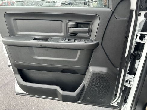 New 2024 RAM 3500 Tradesman w/ Chrome Appearance Group image 31