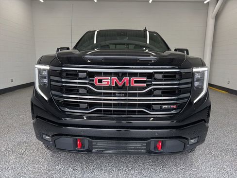 Used 2026 GMC Sierra 1500 AT4 w/ AT4 Premium Package AWD/4WD image 14