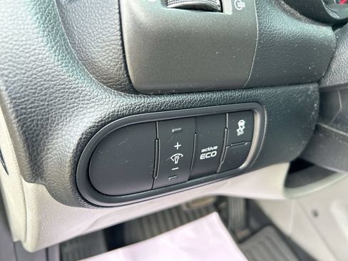 Used 2016 Kia Forte LX FWD image 18
