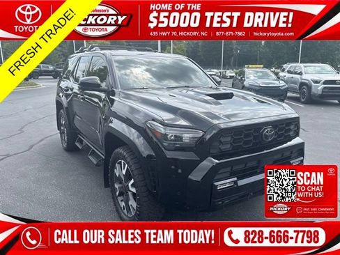Used 2025 Toyota 4Runner TRD Sport AWD/4WD image 1