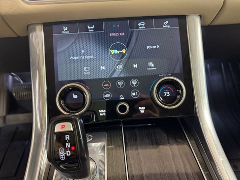 Used 2020 Land Rover Range Rover Sport HSE image 29