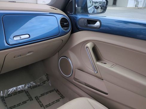 Used 2017 Volkswagen Beetle 1.8T SEL image 16