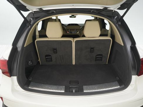 Used 2018 Acura MDX SH-AWD image 9