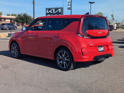 Certified 2022 Kia Soul Turbo image 4