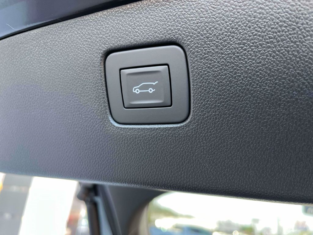 New 2026 Buick Envista Sport Touring w/ Convenience I Package FWD image 18