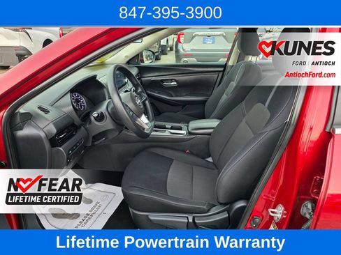 Used 2024 Nissan Sentra SV FWD image 17