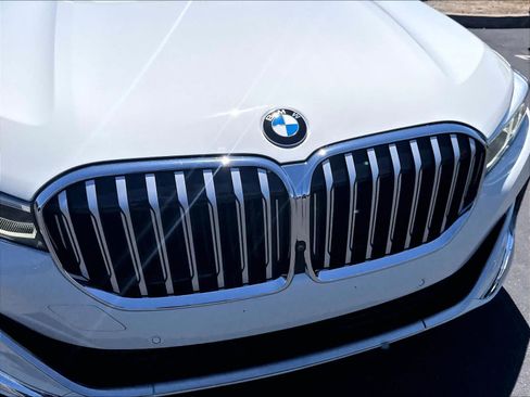 Used 2022 BMW 740i RWD image 36