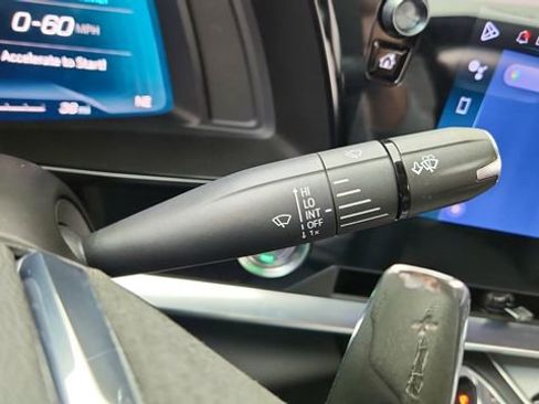 Used 2024 Chevrolet Corvette Stingray Preferred Conv w/ Z51 Performance Package RWD image 40