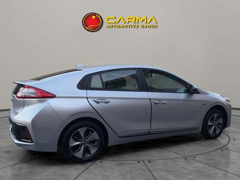 Used 2019 Hyundai Ioniq Hatchback 4D image 8