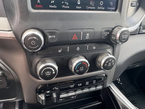 Used 2020 RAM 3500 Big Horn w/ Night Edition AWD/4WD image 20