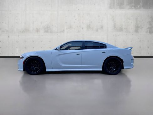 Used 2019 Dodge Charger Scat Pack image 3