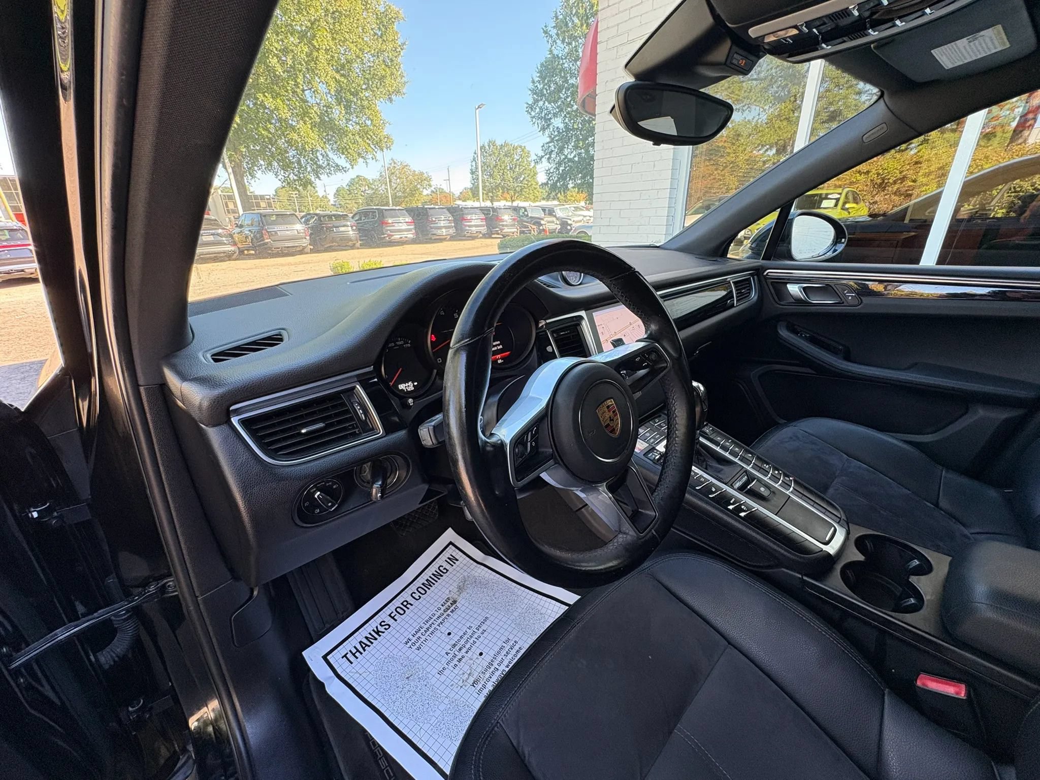 Used 2018 Porsche Macan AWD/4WD image 29