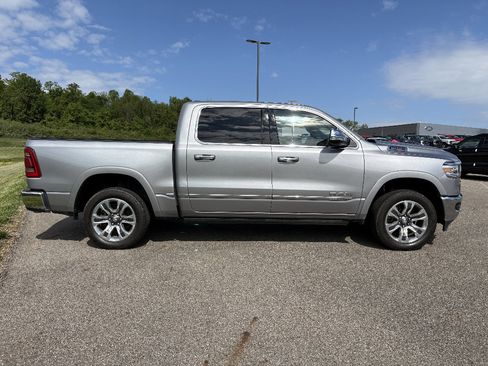 Used 2022 RAM 1500 Limited w/ Cold Weather Group AWD/4WD image 6