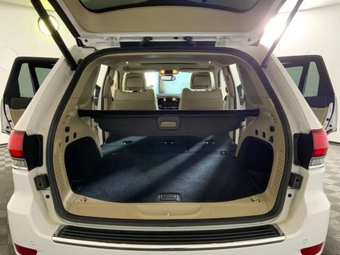 Used 2020 Jeep Grand Cherokee Limited AWD/4WD image 33