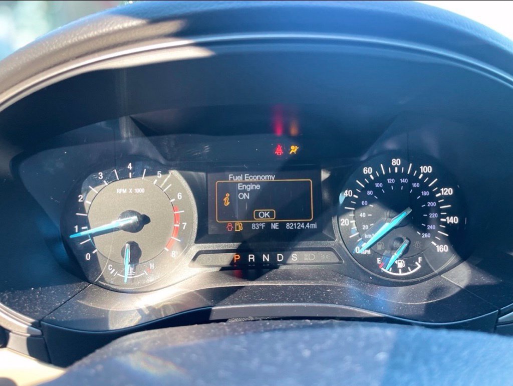 Used 2016 Ford Fusion SE FWD image 14